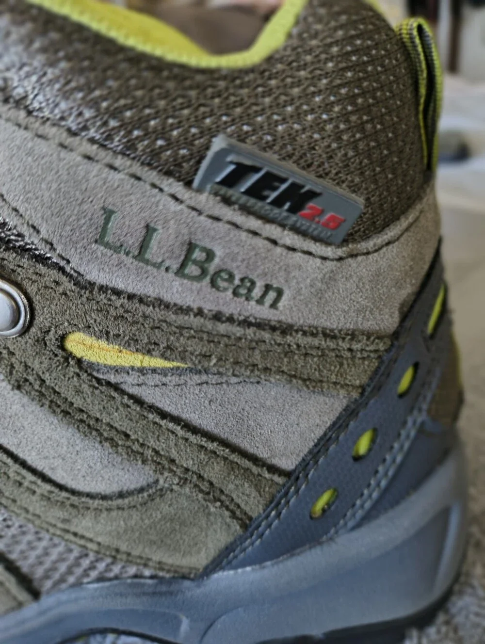 L.L. Bean Kids Trails Model Hiking Boots TEK 2.5 Gray Size 4 Activewear Hiking